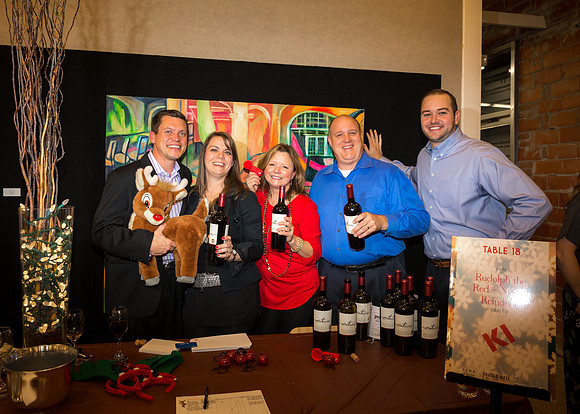 IIDA Jingle Bell Winewalk 2013