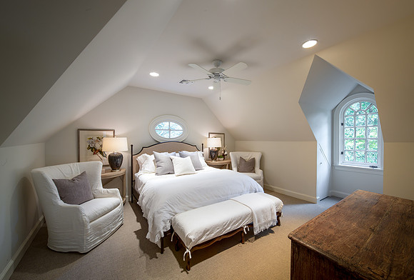 527 Little John Interiors