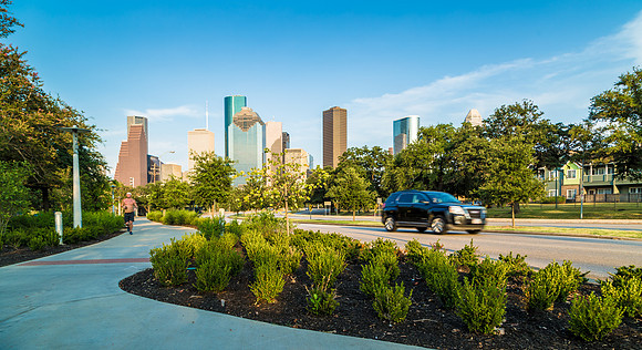 Park Vista Dr and Allen Parkway