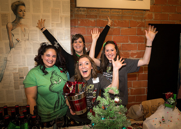 IIDA Jingle Bell Winewalk 2013