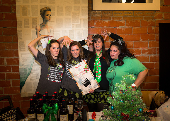 IIDA Jingle Bell Winewalk 2013