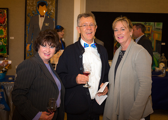 IIDA Jingle Bell Winewalk 2013