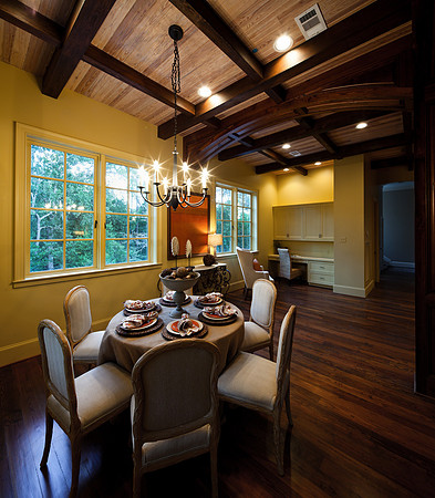 Staged Right - River Glyn Dr.