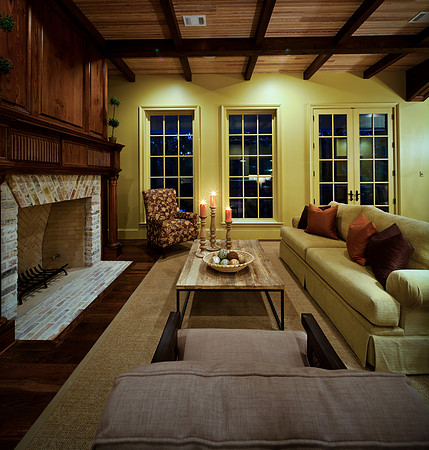 Staged Right - River Glyn Dr.