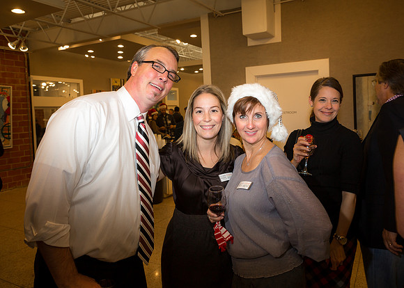 IIDA Jingle Bell Winewalk 2013