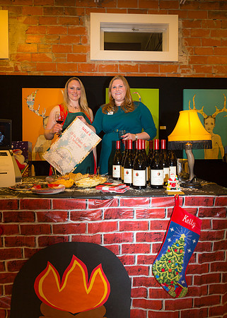 IIDA Jingle Bell Winewalk 2013